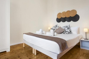 Paseo St Joan classic 4BD for 10 guests